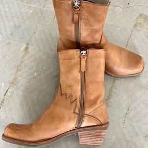 Leather boots - Bird of flight